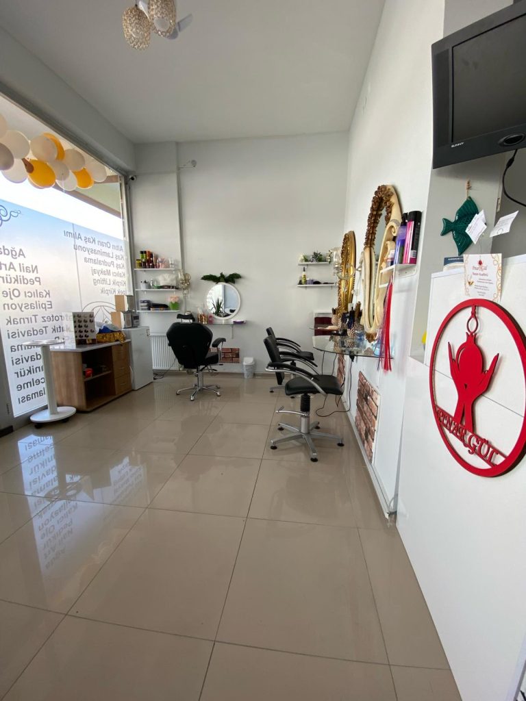 Pınar Gül Bayan Kuaförü ve Güzellik Salonu Yenikent/ Sincan 0533 479 66 81